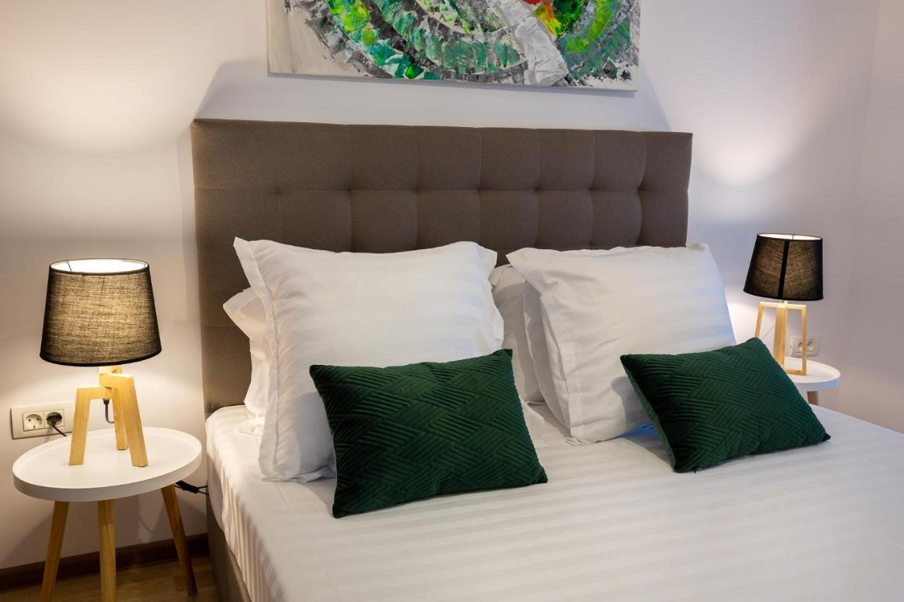 Lagom Hotel Bucarest Extérieur photo