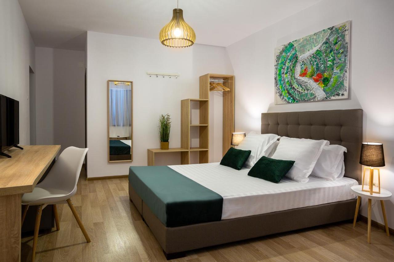 Lagom Hotel Bucarest Extérieur photo