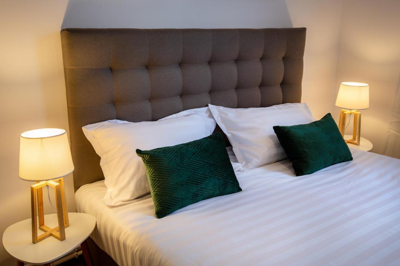 Lagom Hotel Bucarest Extérieur photo