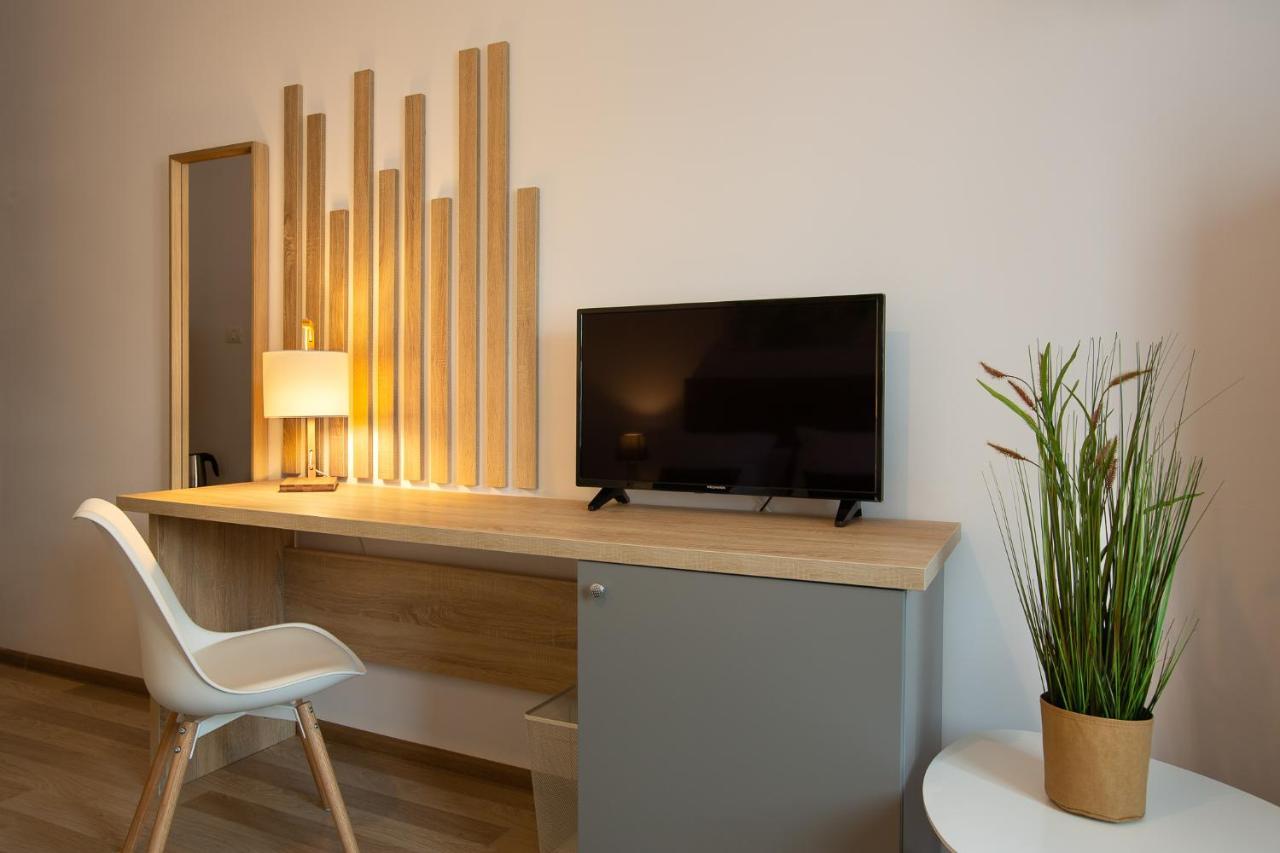 Lagom Hotel Bucarest Extérieur photo