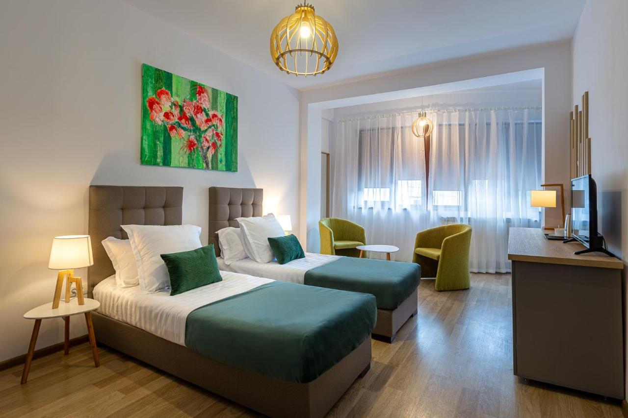 Lagom Hotel Bucarest Extérieur photo